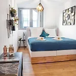 Neu! Upper Industrial Loft Domizil Mit Dachterrasse & Ausblick بيت للعطل Neustadt an der Weinstraße