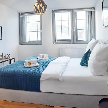 Neu! Upper Industrial Loft Domizil Mit Dachterrasse & Ausblick Feriehus *